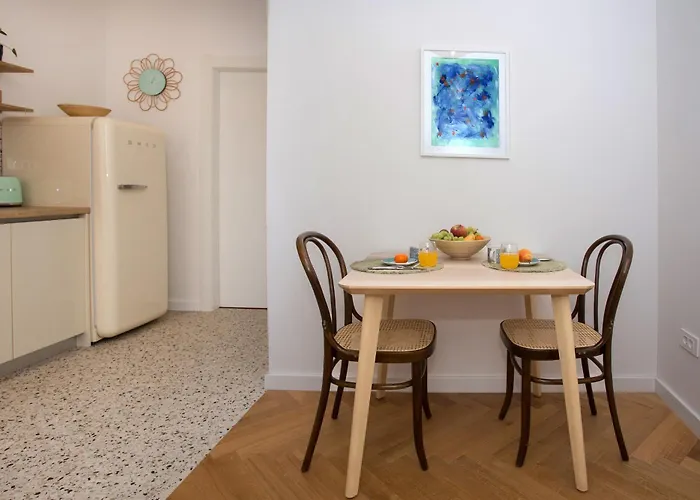 Orange Boutique S * 스플리트